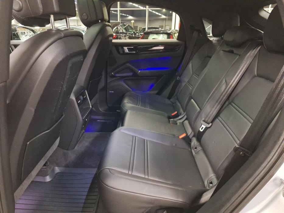 PORSCHE Cayenne 2022