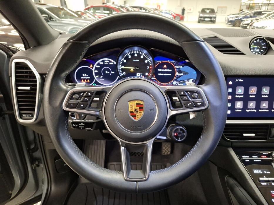 PORSCHE Cayenne 2022