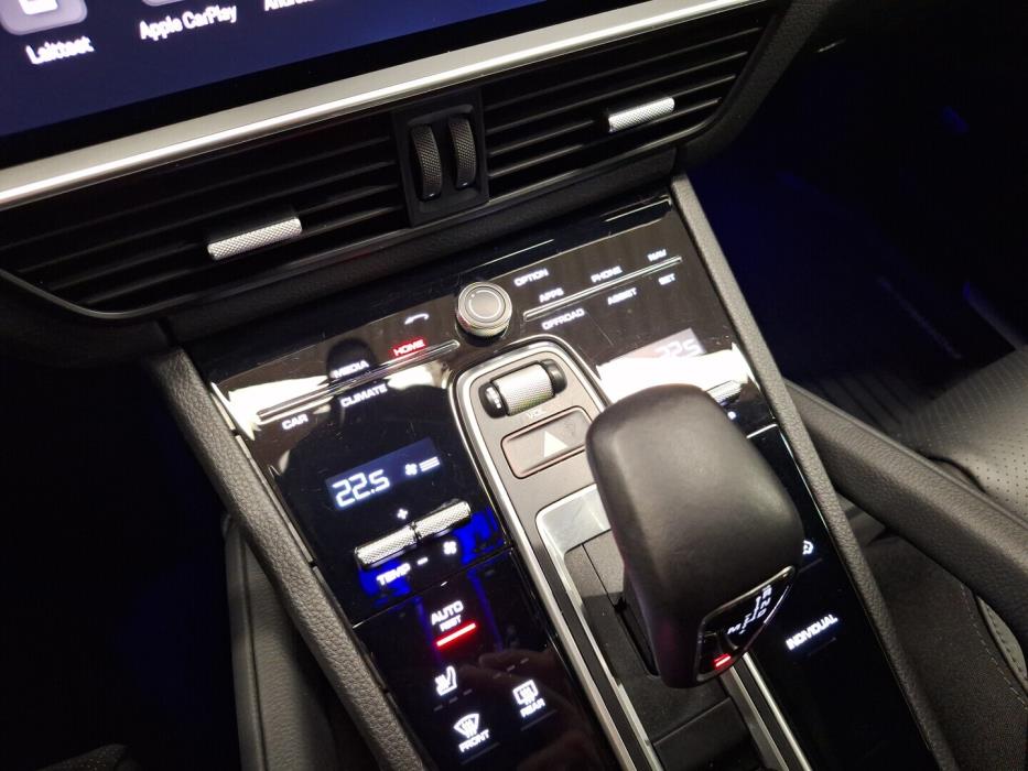 PORSCHE Cayenne 2022