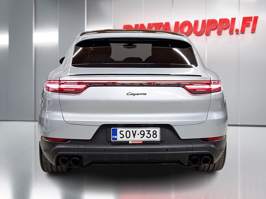 PORSCHE Cayenne 2022