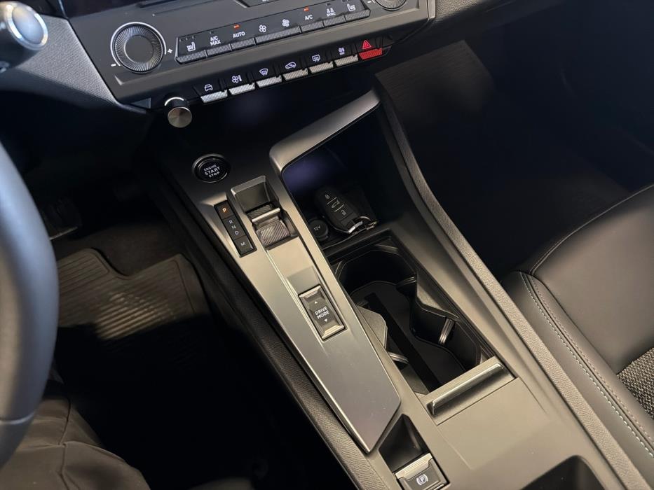 PEUGEOT 308 2023