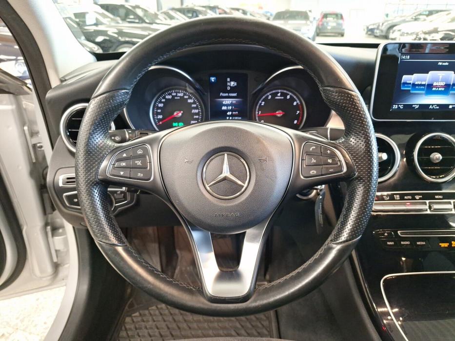 MERCEDES-BENZ C 2015