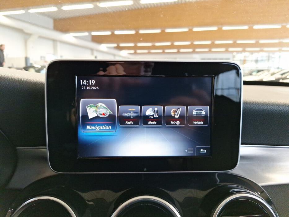 MERCEDES-BENZ C 2015