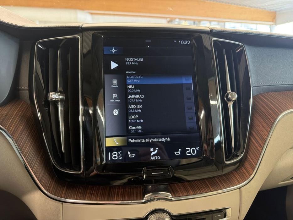VOLVO XC60 2019