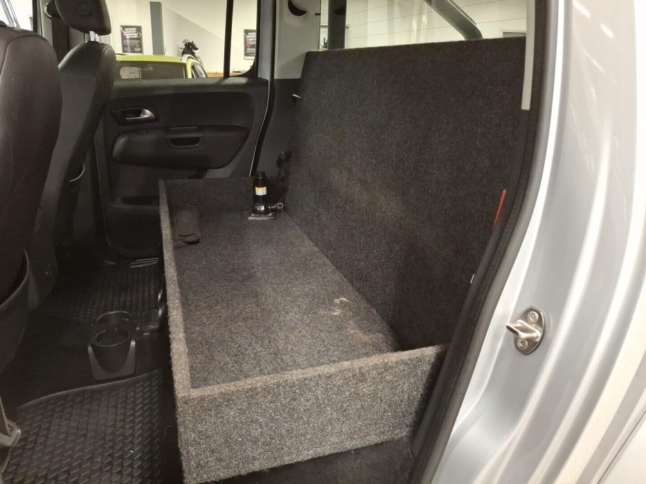 VOLKSWAGEN Amarok 2020