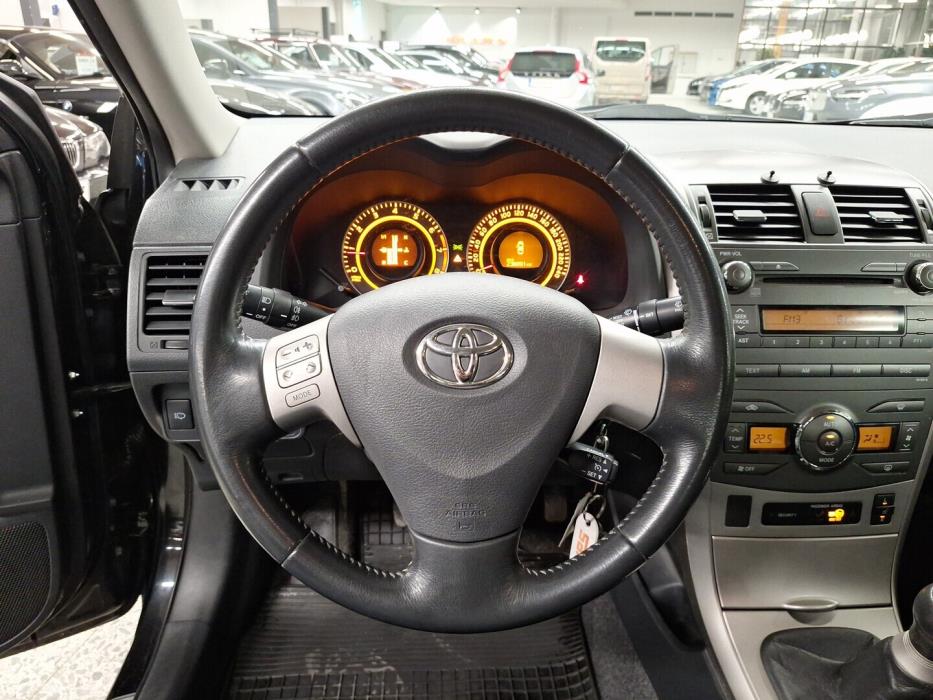 TOYOTA Corolla 2007