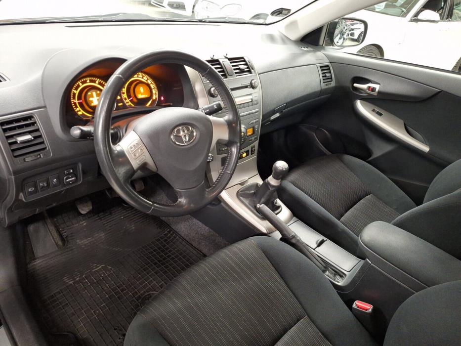 TOYOTA Corolla 2007
