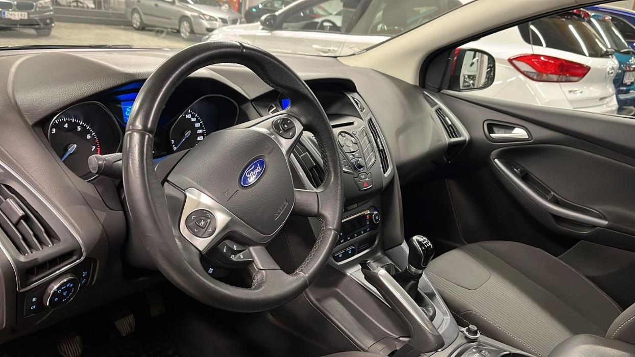 FORD Focus 2011