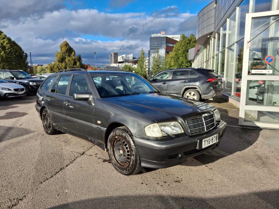 MERCEDES-BENZ C 2000
