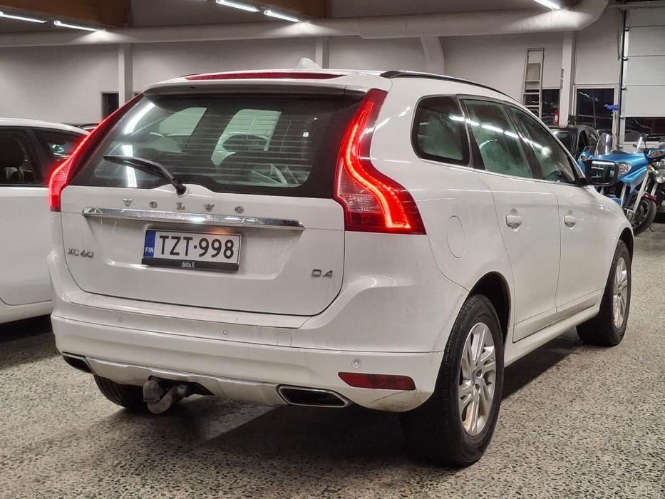 VOLVO XC60 2015