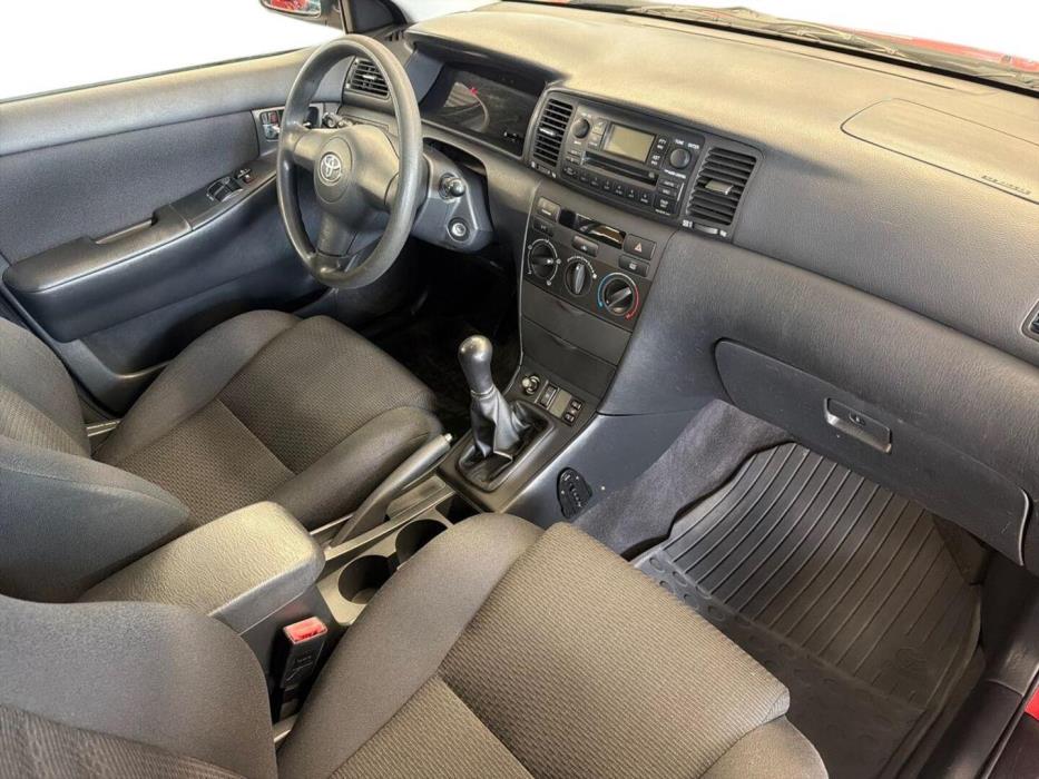 TOYOTA Corolla 2005