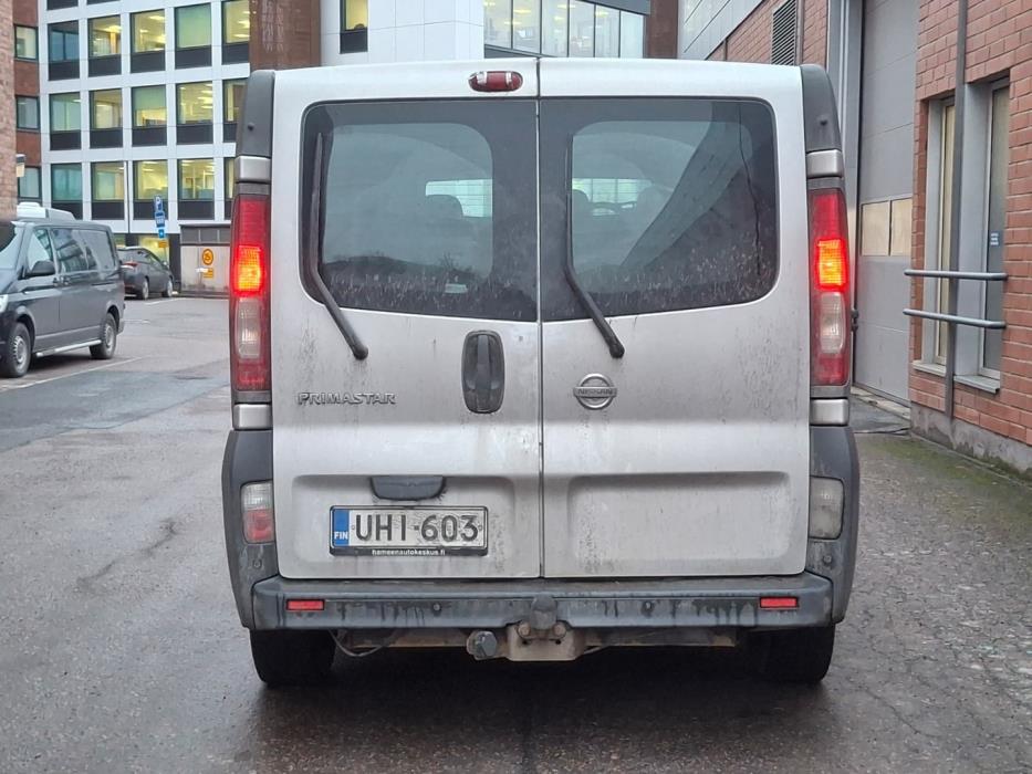 NISSAN Primastar 2010