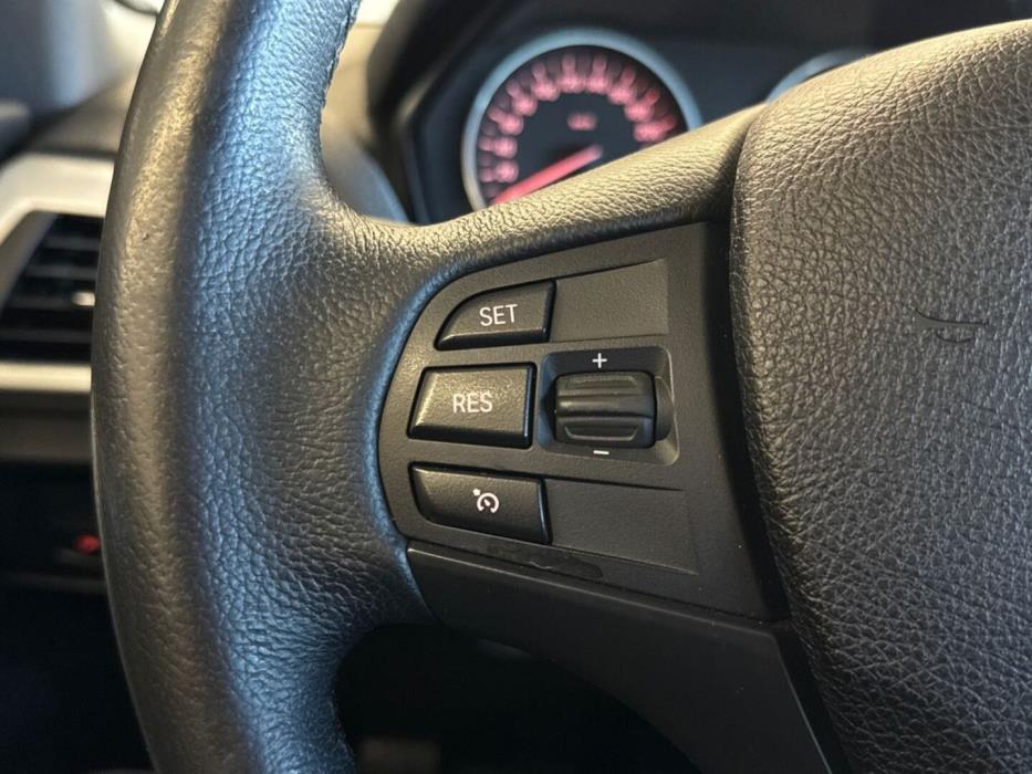 BMW 118 2012
