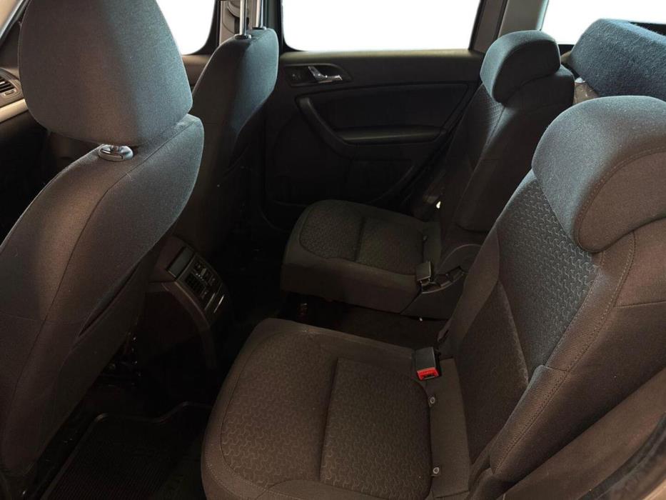 SKODA Yeti 2013