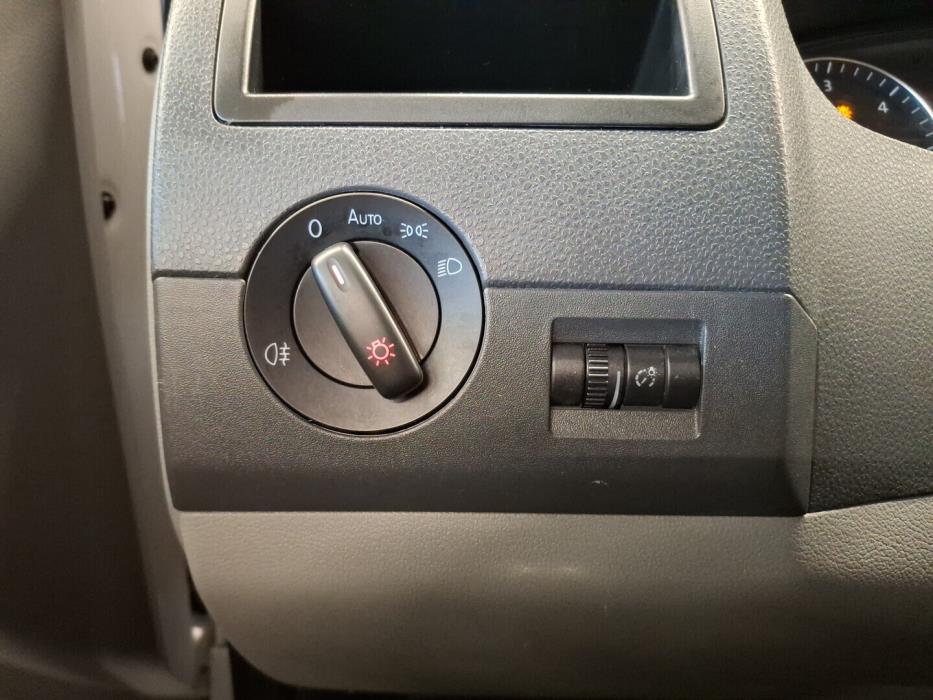 VOLKSWAGEN Transporter 2014