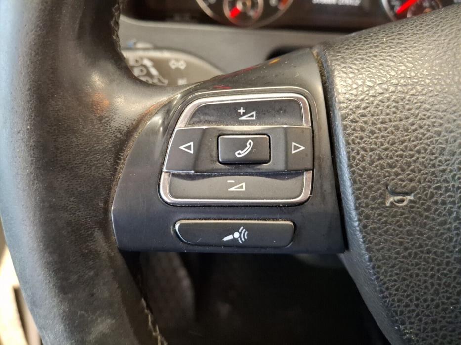 VOLKSWAGEN Transporter 2014