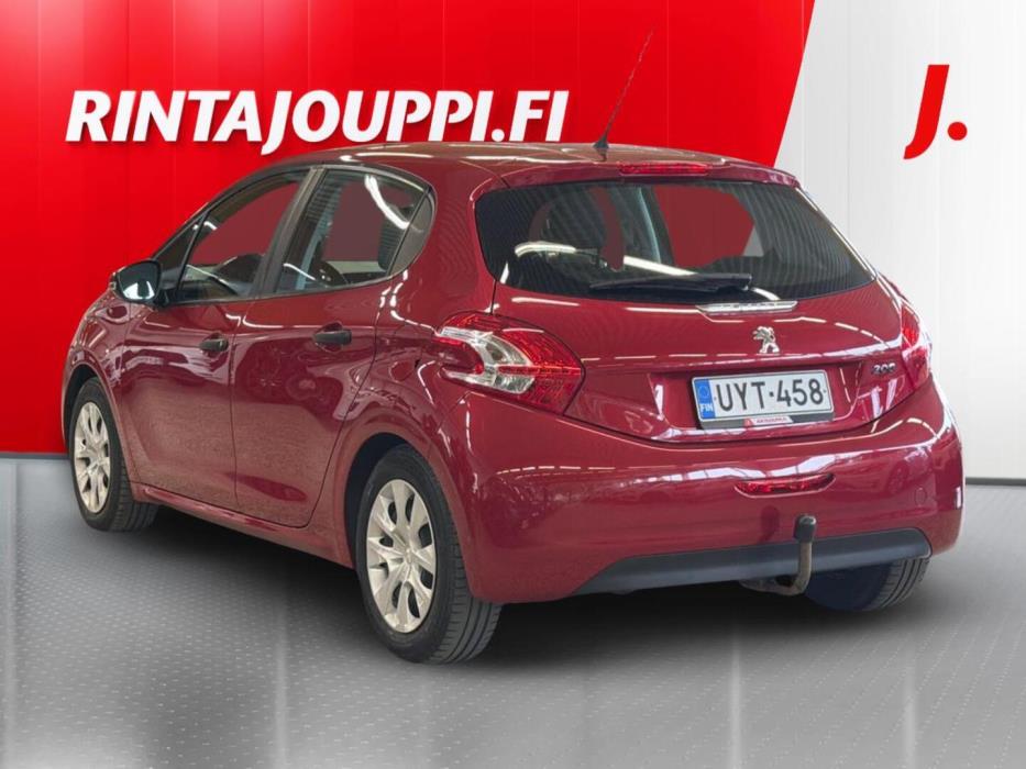 PEUGEOT 208 2014