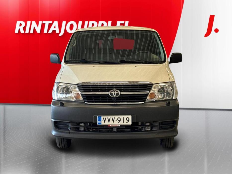 TOYOTA Hiace 2011