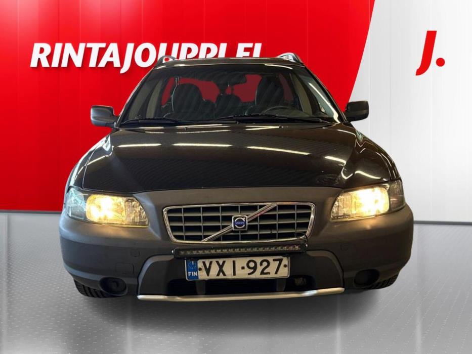 VOLVO XC70 2004