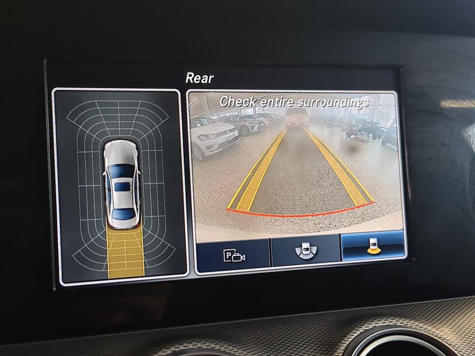 MERCEDES-BENZ E 2017