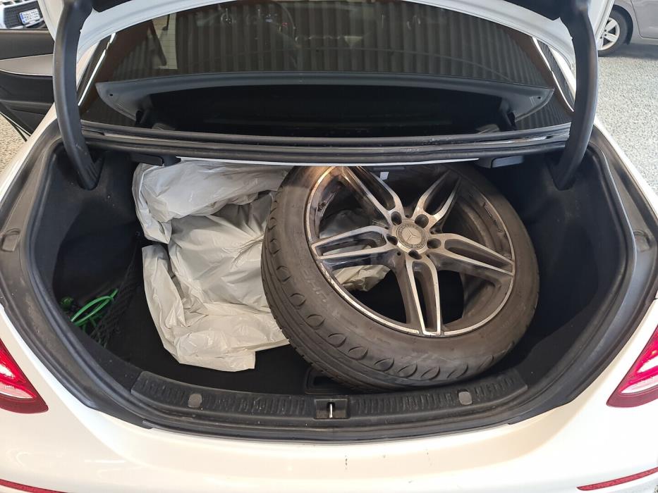 MERCEDES-BENZ E 2017