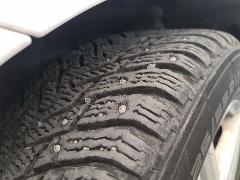 MERCEDES-BENZ E 2017