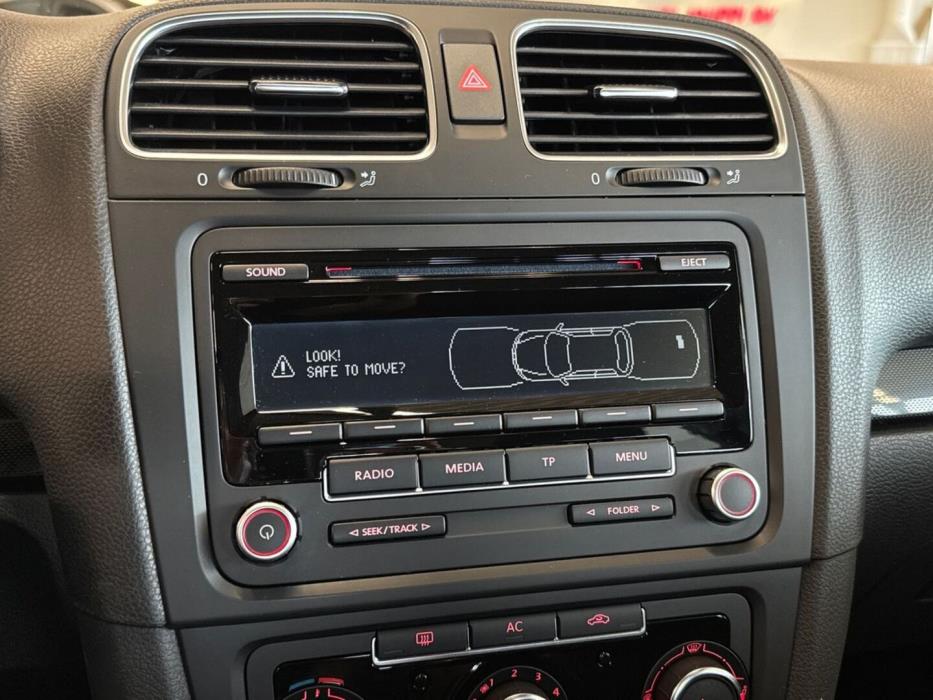 VOLKSWAGEN Golf 2012