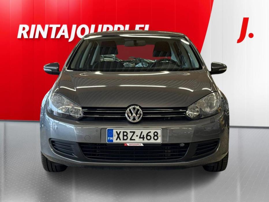 VOLKSWAGEN Golf 2012