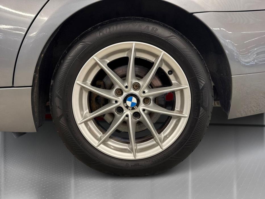 BMW 320 2012
