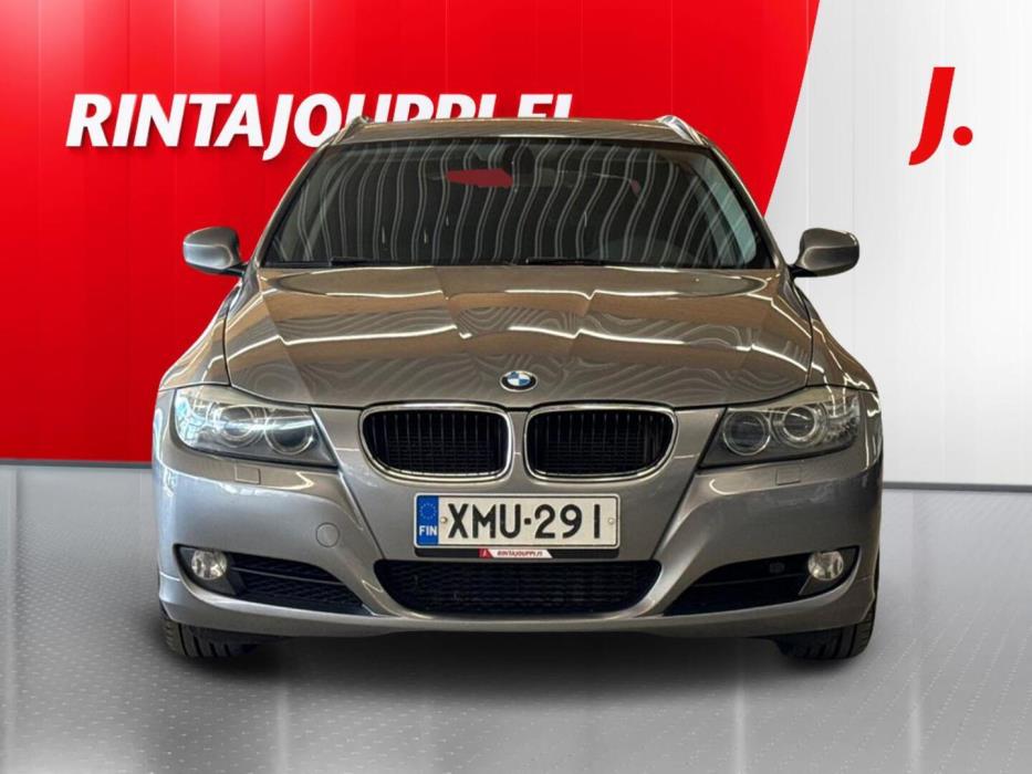 BMW 320 2012