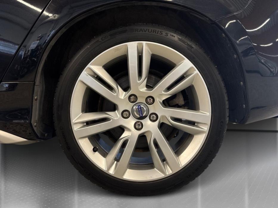 VOLVO V60 2011