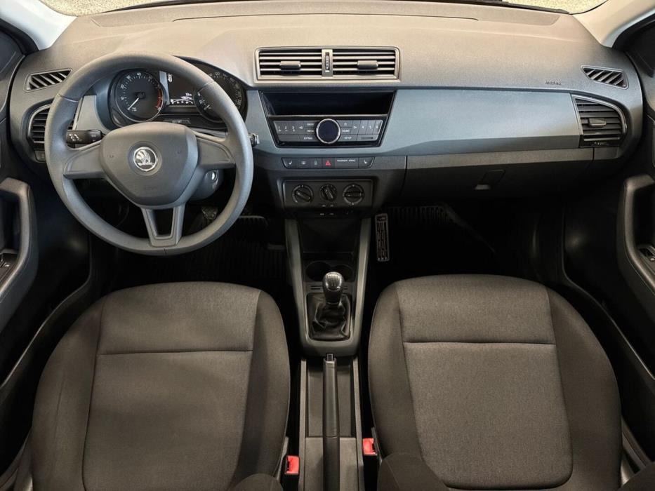 SKODA Fabia 2015