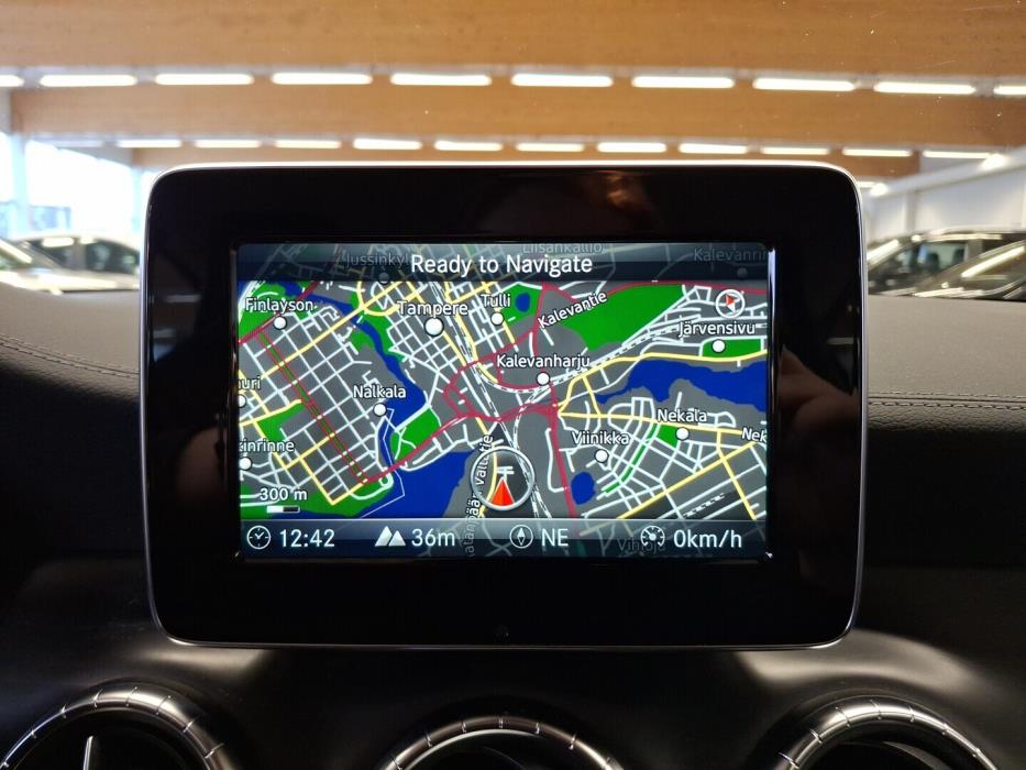 MERCEDES-BENZ CLA 2016