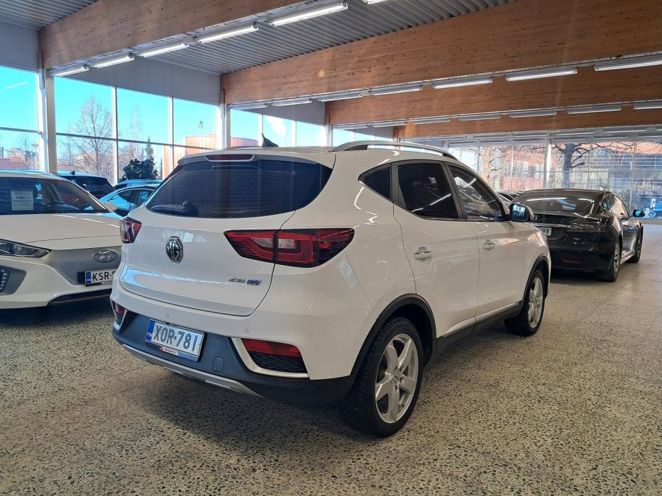 MG ZS 2021