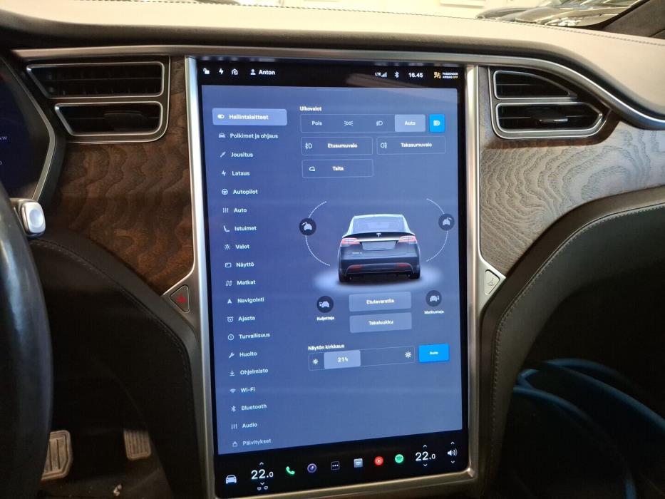 TESLA Model X 2017
