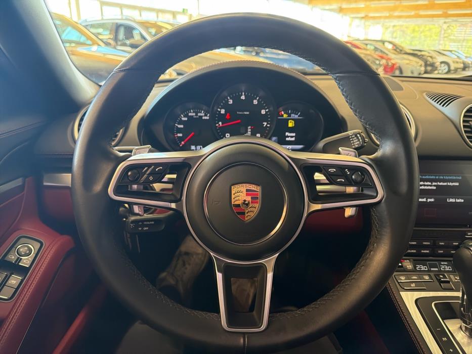 PORSCHE 718 2021
