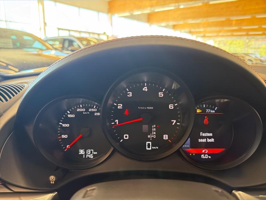 PORSCHE 718 2021