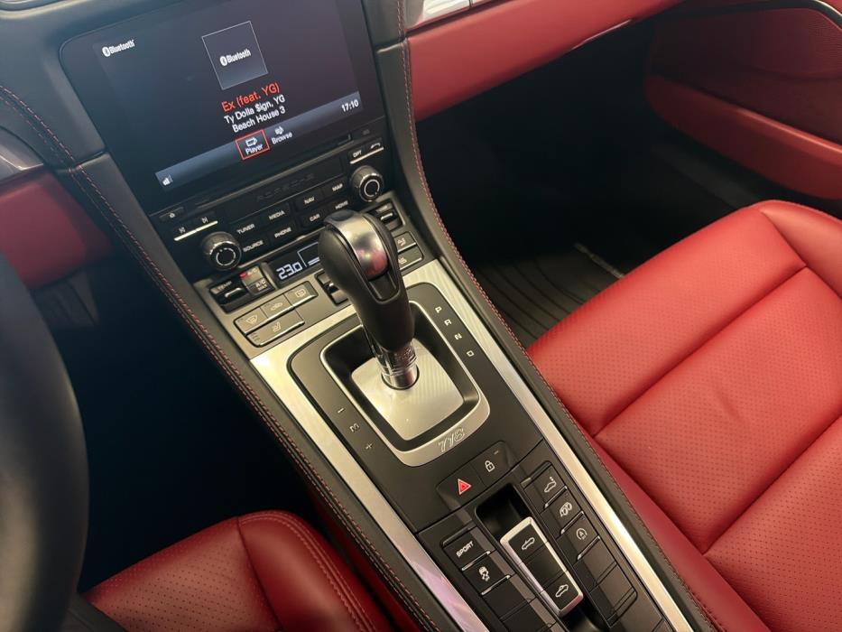 PORSCHE 718 2021