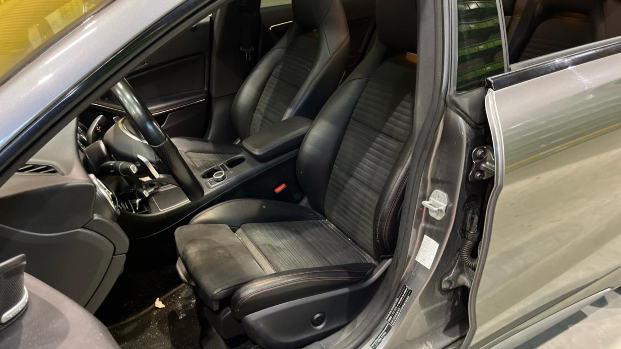 MERCEDES-BENZ CLA 2018