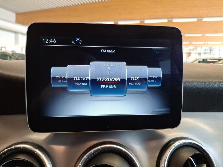 MERCEDES-BENZ CLA 2018