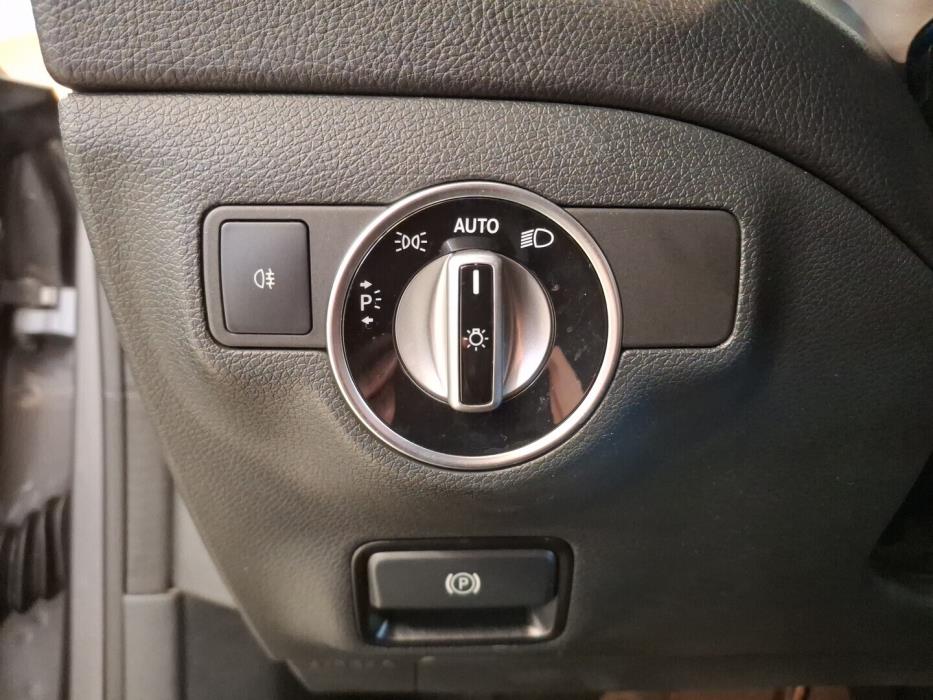 MERCEDES-BENZ CLA 2018