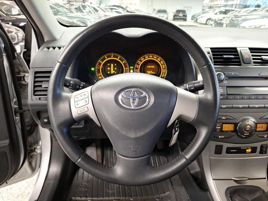 TOYOTA Corolla 2008