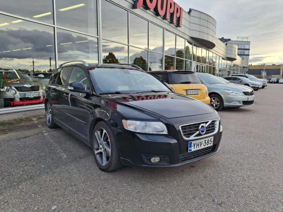 VOLVO V50 2012