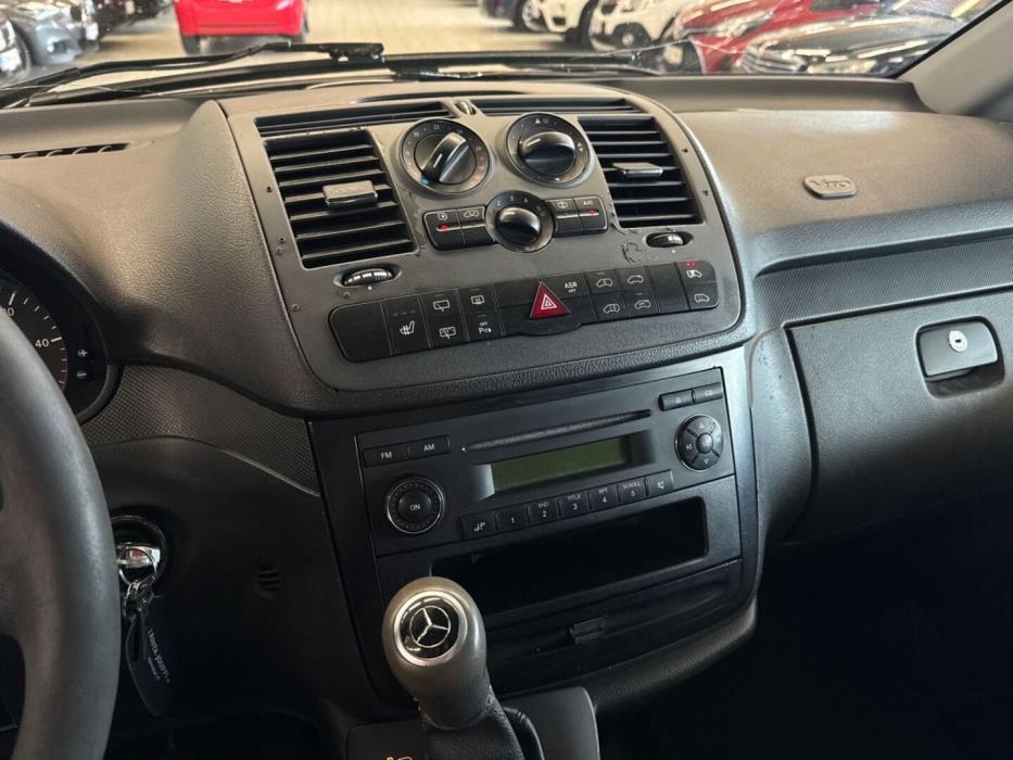MERCEDES-BENZ Vito 2012