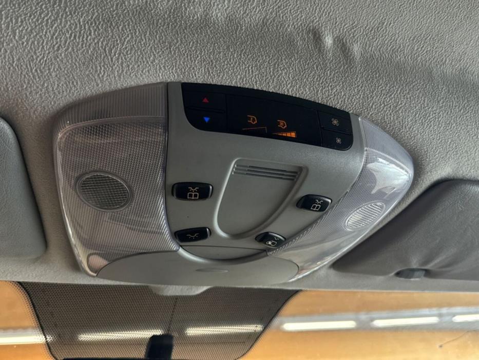 MERCEDES-BENZ Vito 2012