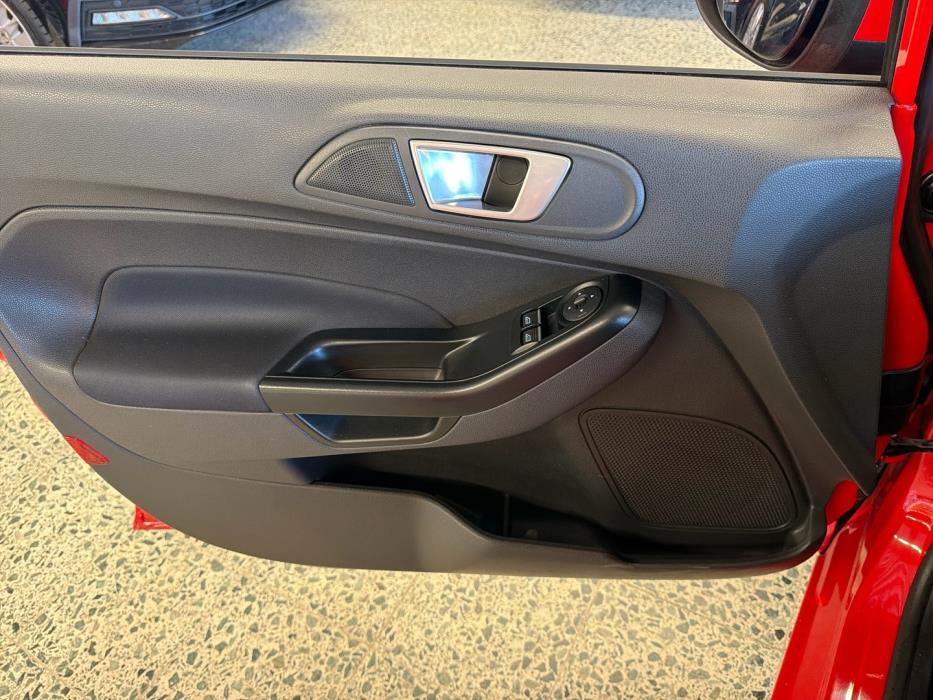 FORD Fiesta 2015
