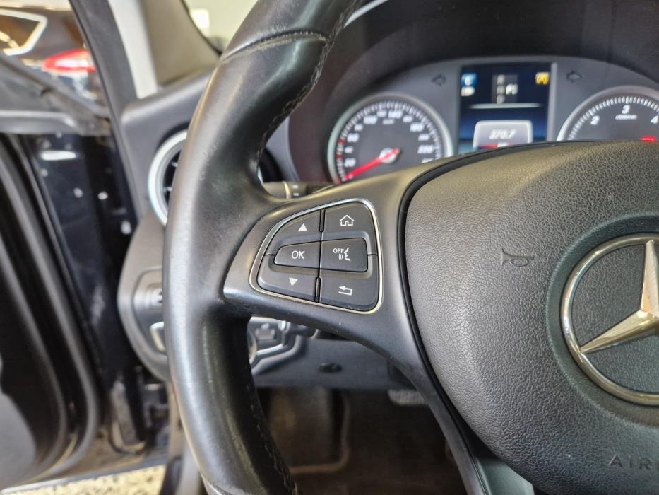 MERCEDES-BENZ C 2016