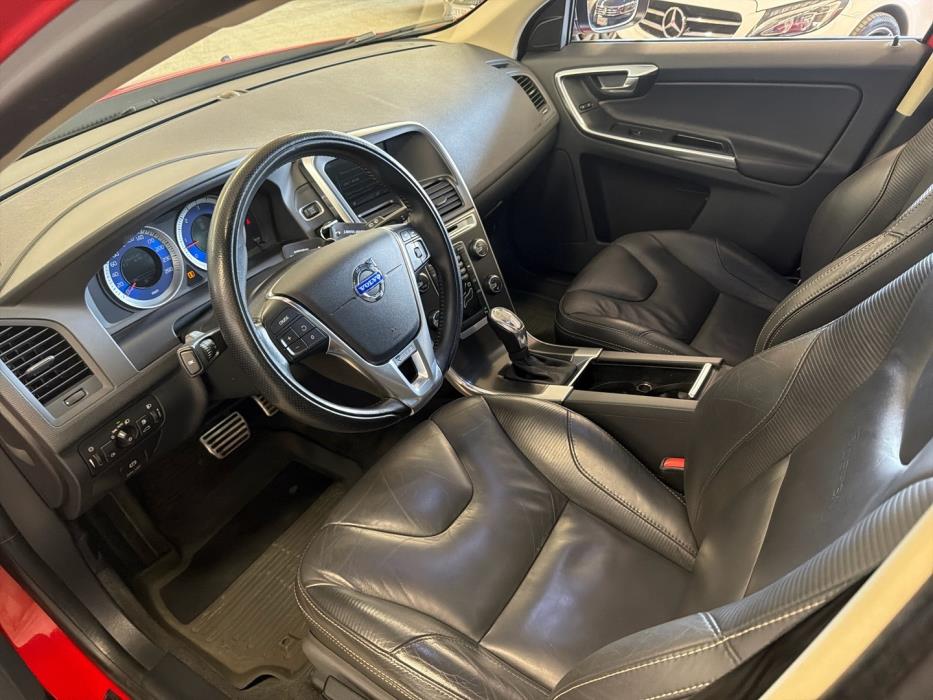 VOLVO XC60 2013