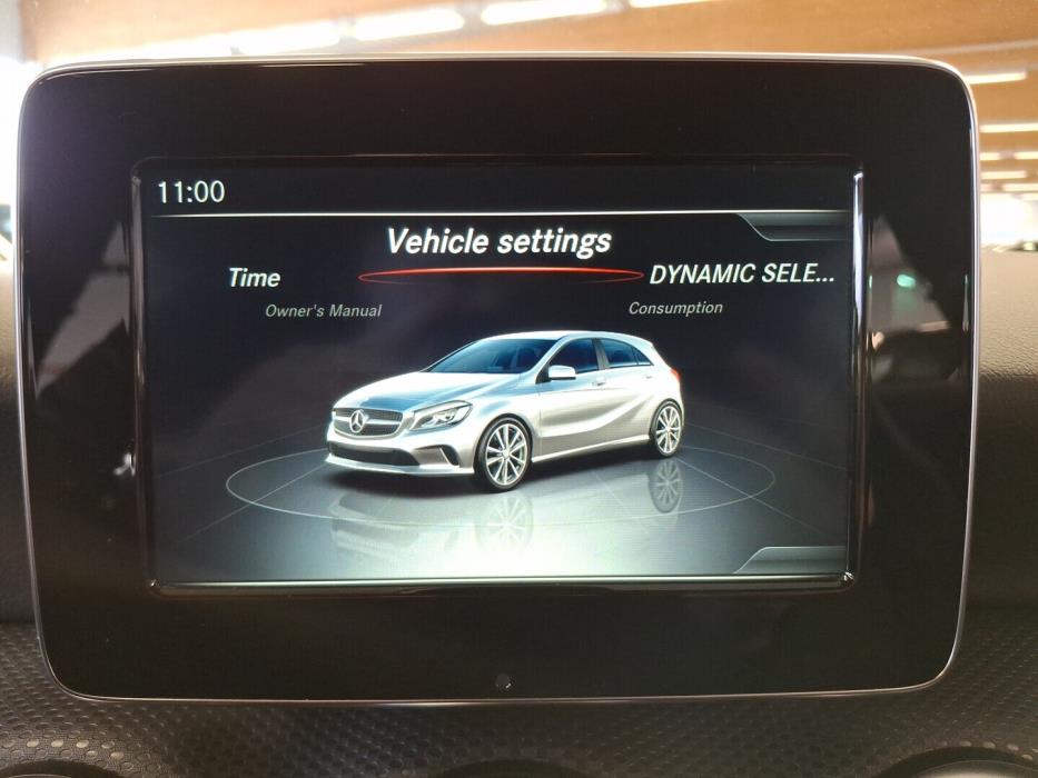 MERCEDES-BENZ A 2017