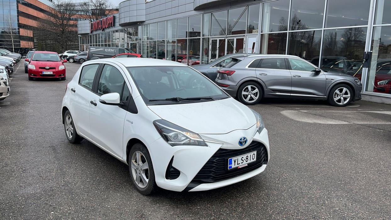 TOYOTA Yaris 2020